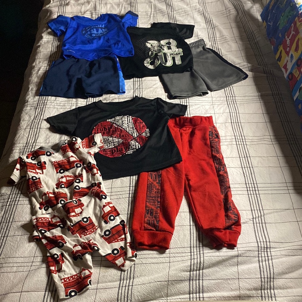 8 piece 2T boy’s summer bundle